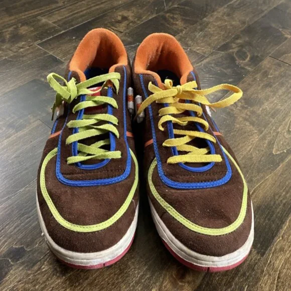 Multicolor Sneaker - Picture 1 of 2